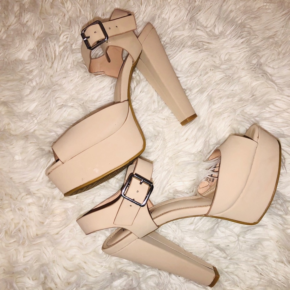 Nude 5.5 Inch Heels - Picture 2 of 2